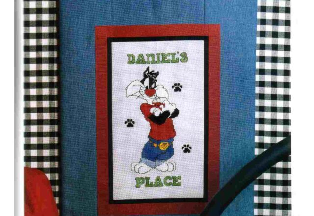 Sylvester the cat with baby name cross stitch (1)